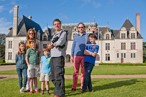La famille du Pavillon en compagnie du photographe Antoine Schneck